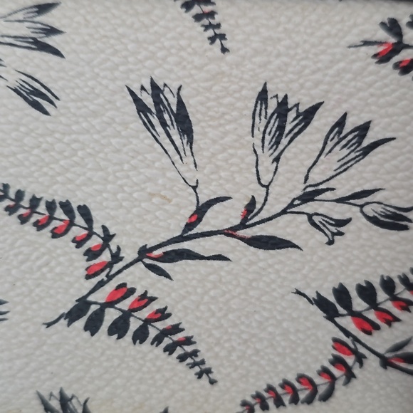 Tory Burch Floral Wallet - Picture 4 of 6